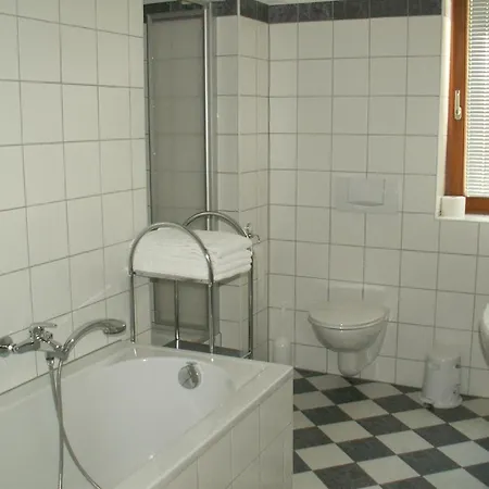 Haus Im Turm Apartment Bad Kleinkirchheim