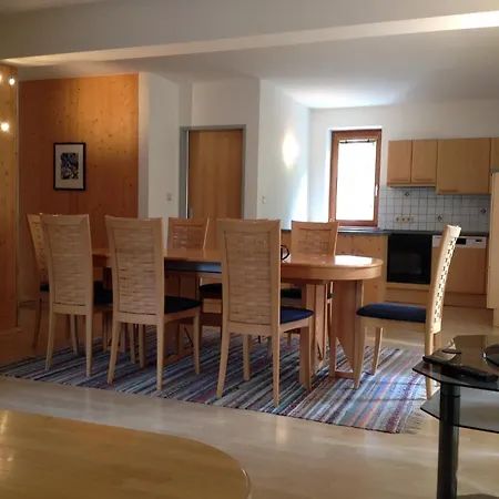 Haus Im Turm Apartment Bad Kleinkirchheim