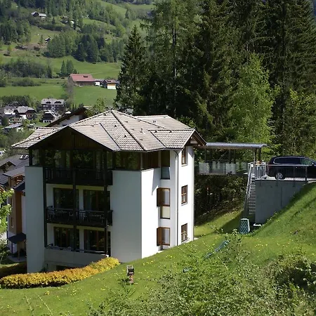 Apartment Haus Im Turm Bad Kleinkirchheim